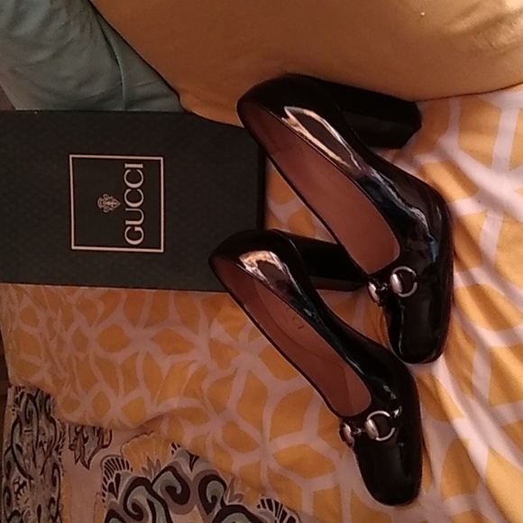 Black patent leather Gucci stacked heels (chunky) - Picture 3 of 9